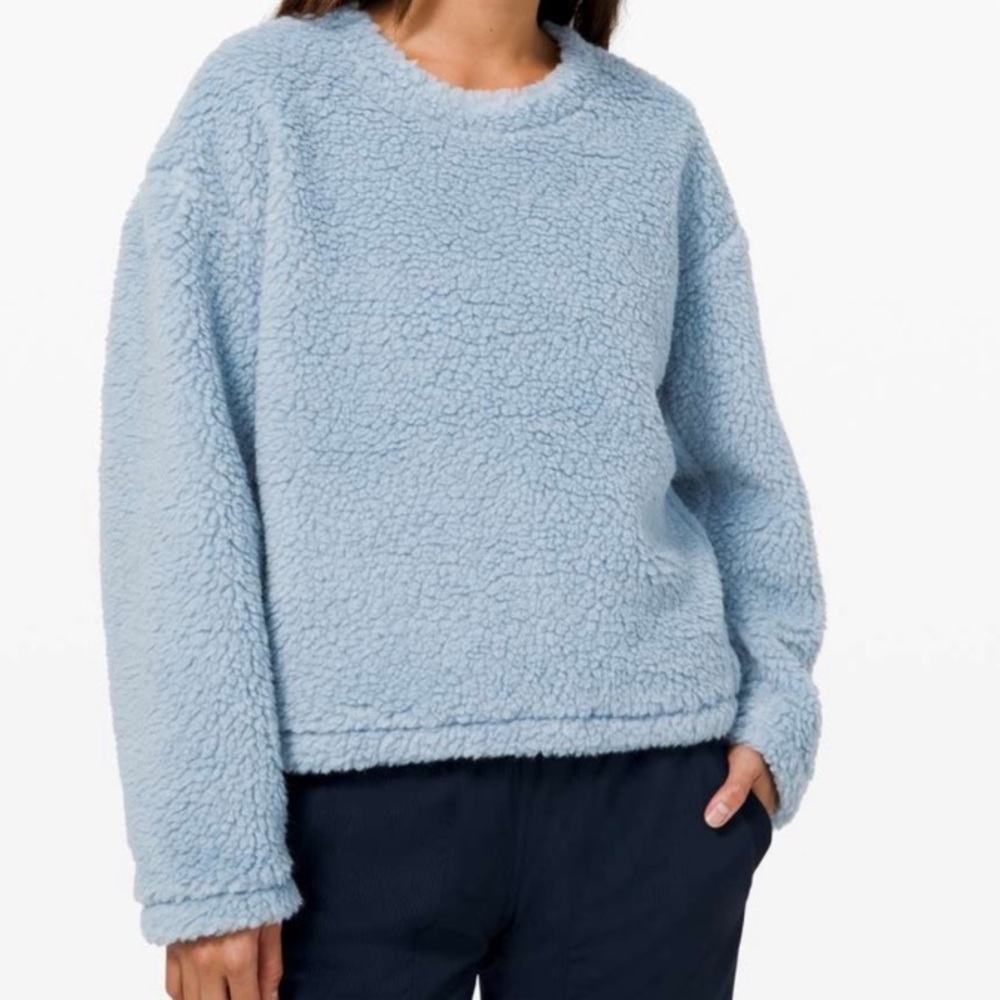 NWT lululemon pull over